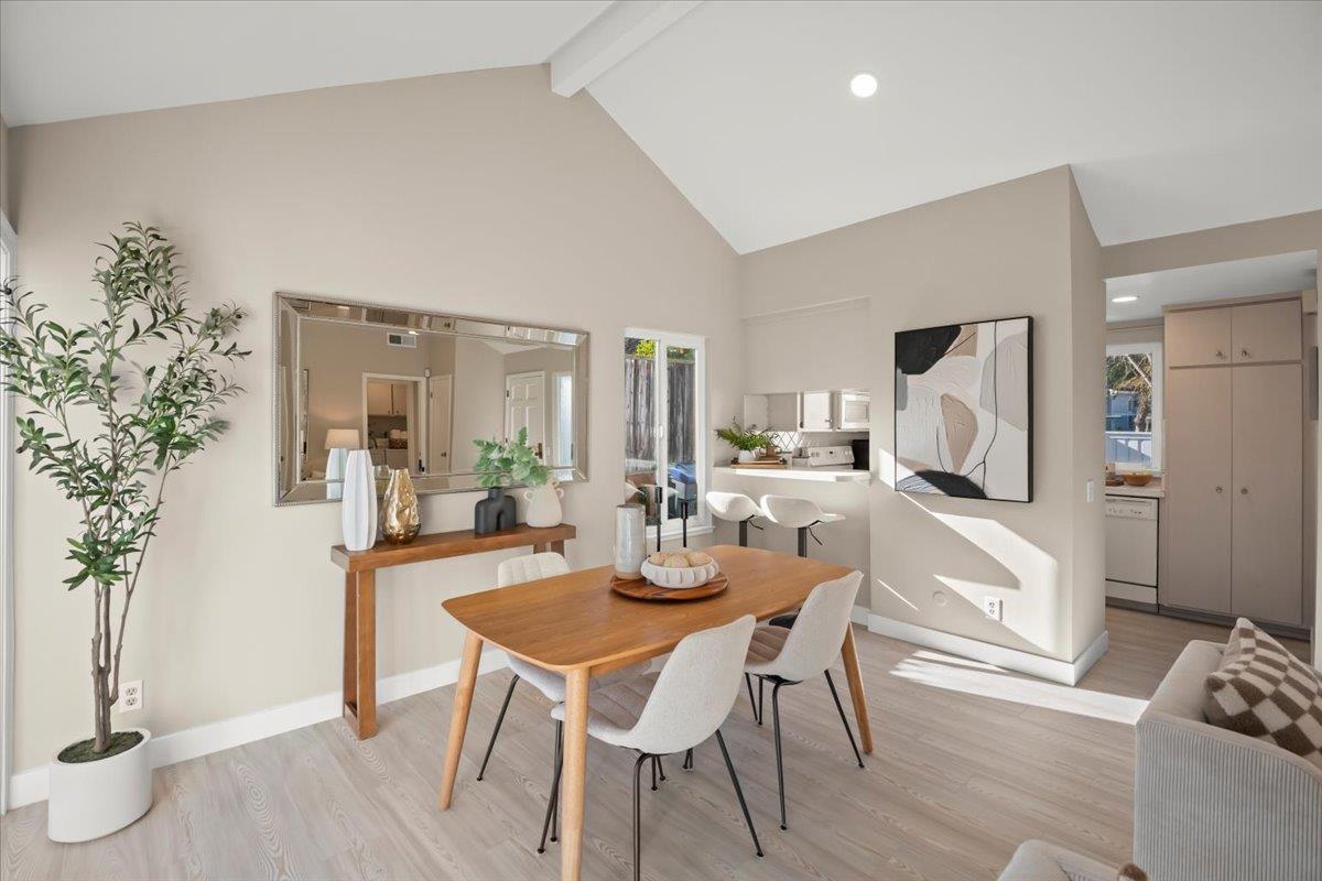 Detail Gallery Image 7 of 17 For 1656 Belleville Way, Sunnyvale,  CA 94087 - 2 Beds | 1 Baths