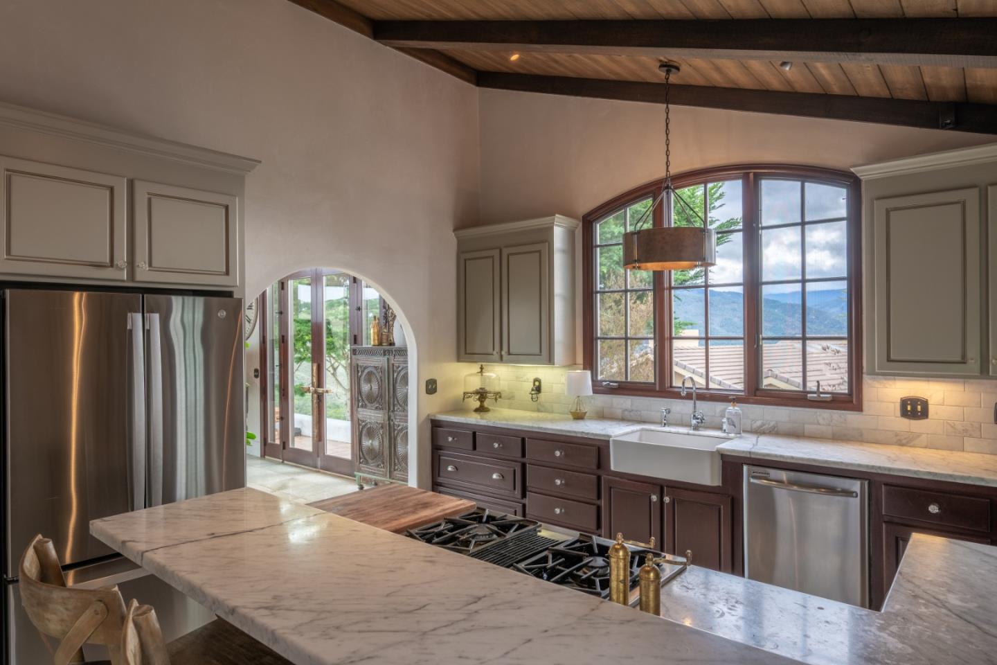 Detail Gallery Image 18 of 39 For 25430 Loma Robles Dr, Carmel,  CA 93923 - 3 Beds | 2/1 Baths