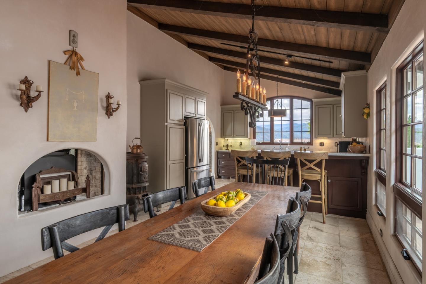 Detail Gallery Image 19 of 39 For 25430 Loma Robles Dr, Carmel,  CA 93923 - 3 Beds | 2/1 Baths