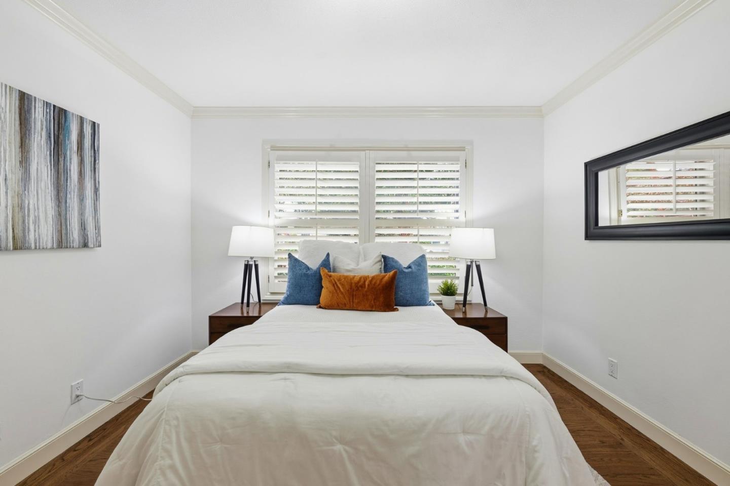 Detail Gallery Image 13 of 32 For 118 Alexander Ave, Redwood City,  CA 94061 - 2 Beds | 2 Baths