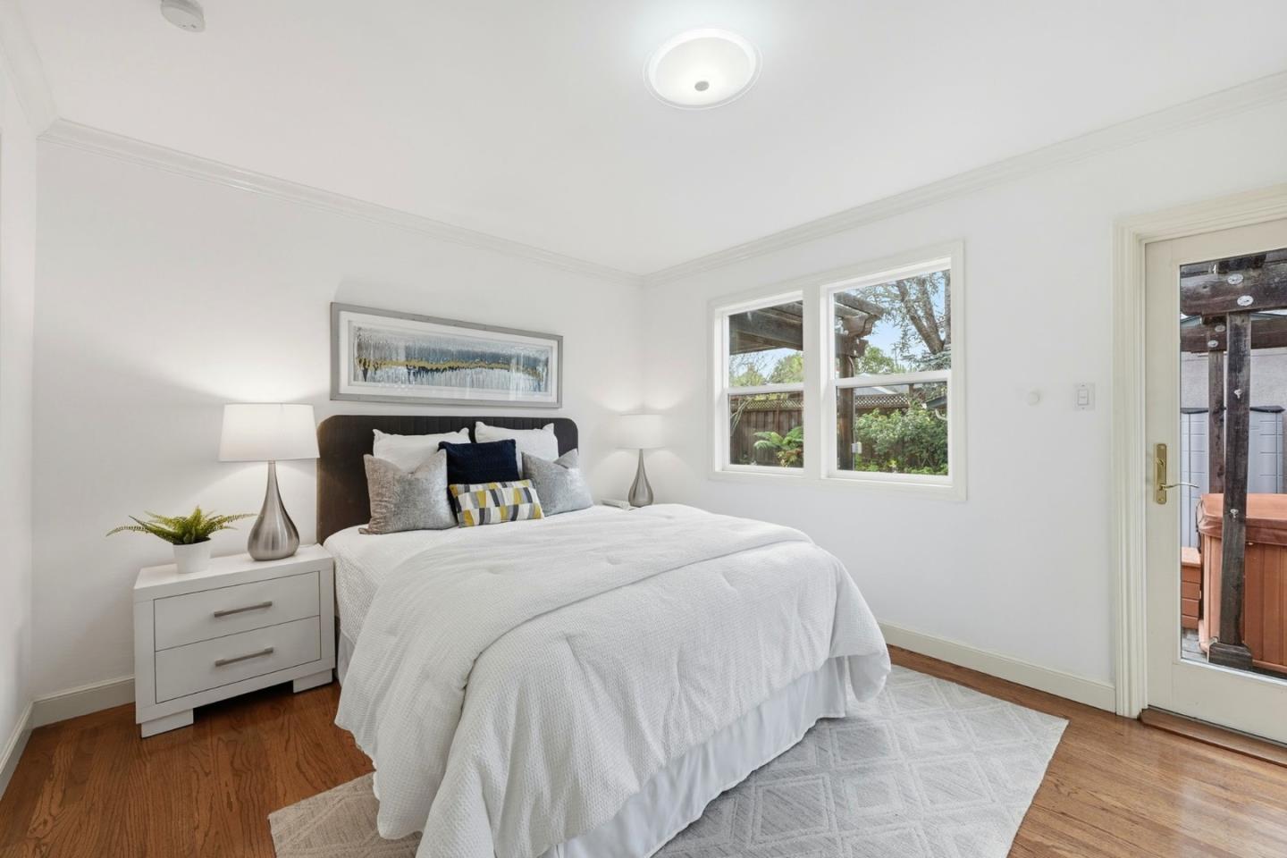 Detail Gallery Image 15 of 32 For 118 Alexander Ave, Redwood City,  CA 94061 - 2 Beds | 2 Baths