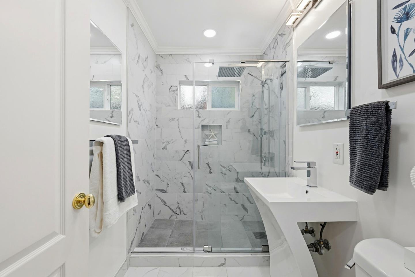 Detail Gallery Image 17 of 32 For 118 Alexander Ave, Redwood City,  CA 94061 - 2 Beds | 2 Baths