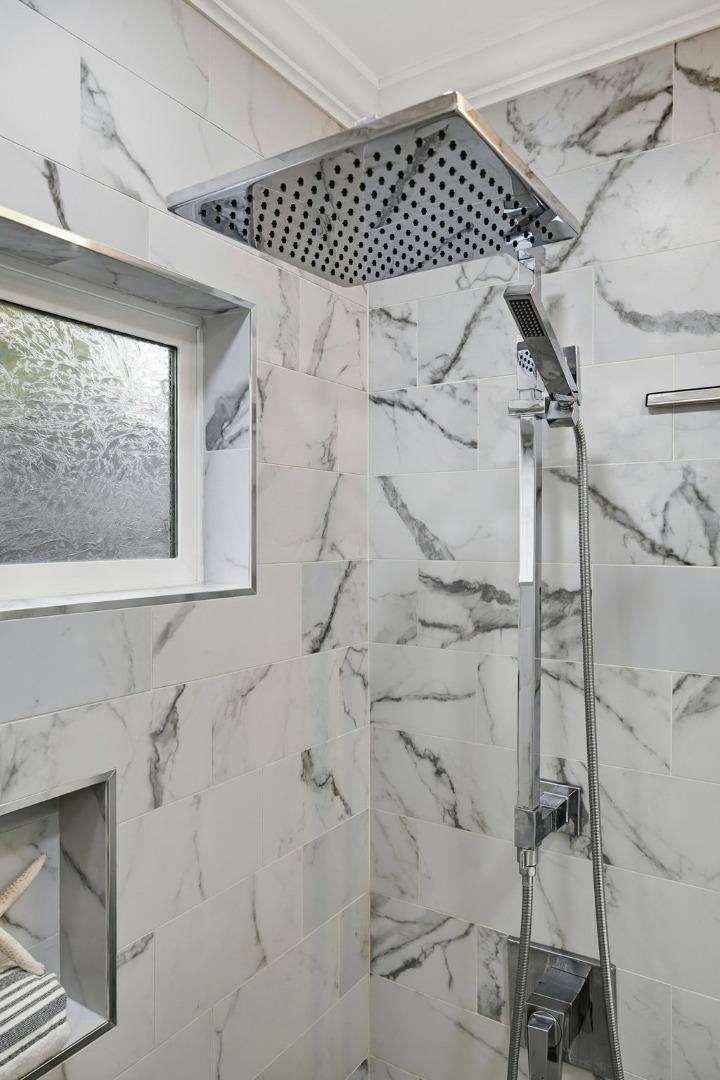 Detail Gallery Image 18 of 32 For 118 Alexander Ave, Redwood City,  CA 94061 - 2 Beds | 2 Baths