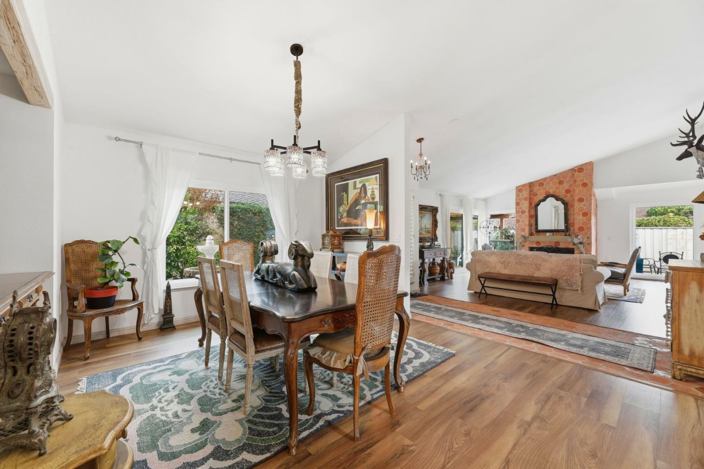 Detail Gallery Image 10 of 46 For 7112 via Portada, San Jose,  CA 95135 - 3 Beds | 2 Baths