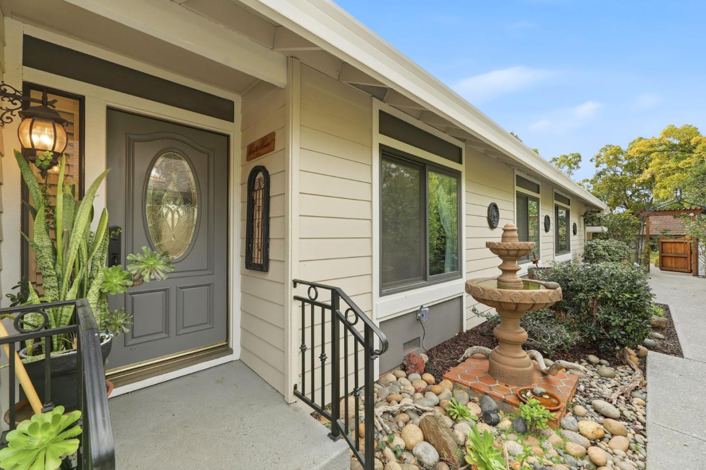 Detail Gallery Image 4 of 46 For 7112 via Portada, San Jose,  CA 95135 - 3 Beds | 2 Baths