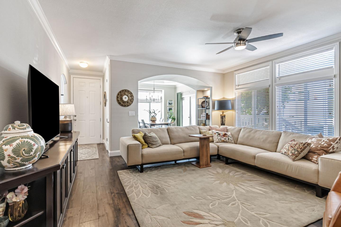 Detail Gallery Image 6 of 68 For 821 Villa Teresa Way #821,  San Jose,  CA 95123 - 3 Beds | 2 Baths