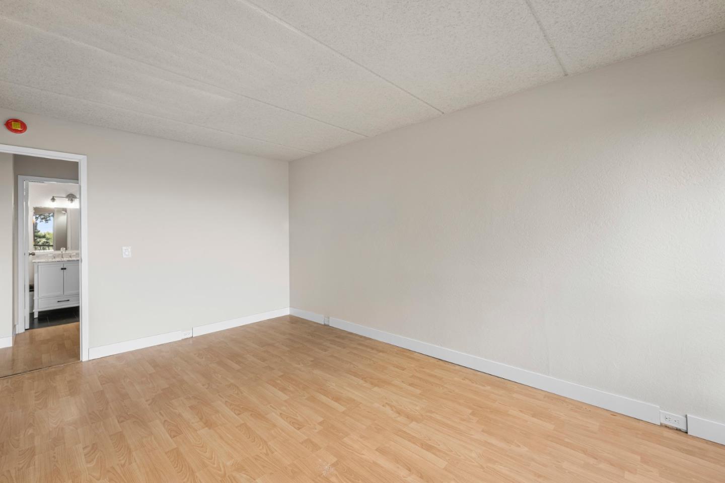 Detail Gallery Image 21 of 37 For 1700 Civic Center Dr #404,  Santa Clara,  CA 95050 - 1 Beds | 1 Baths