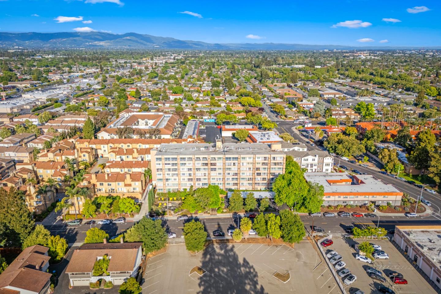 Detail Gallery Image 31 of 37 For 1700 Civic Center Dr #404,  Santa Clara,  CA 95050 - 1 Beds | 1 Baths