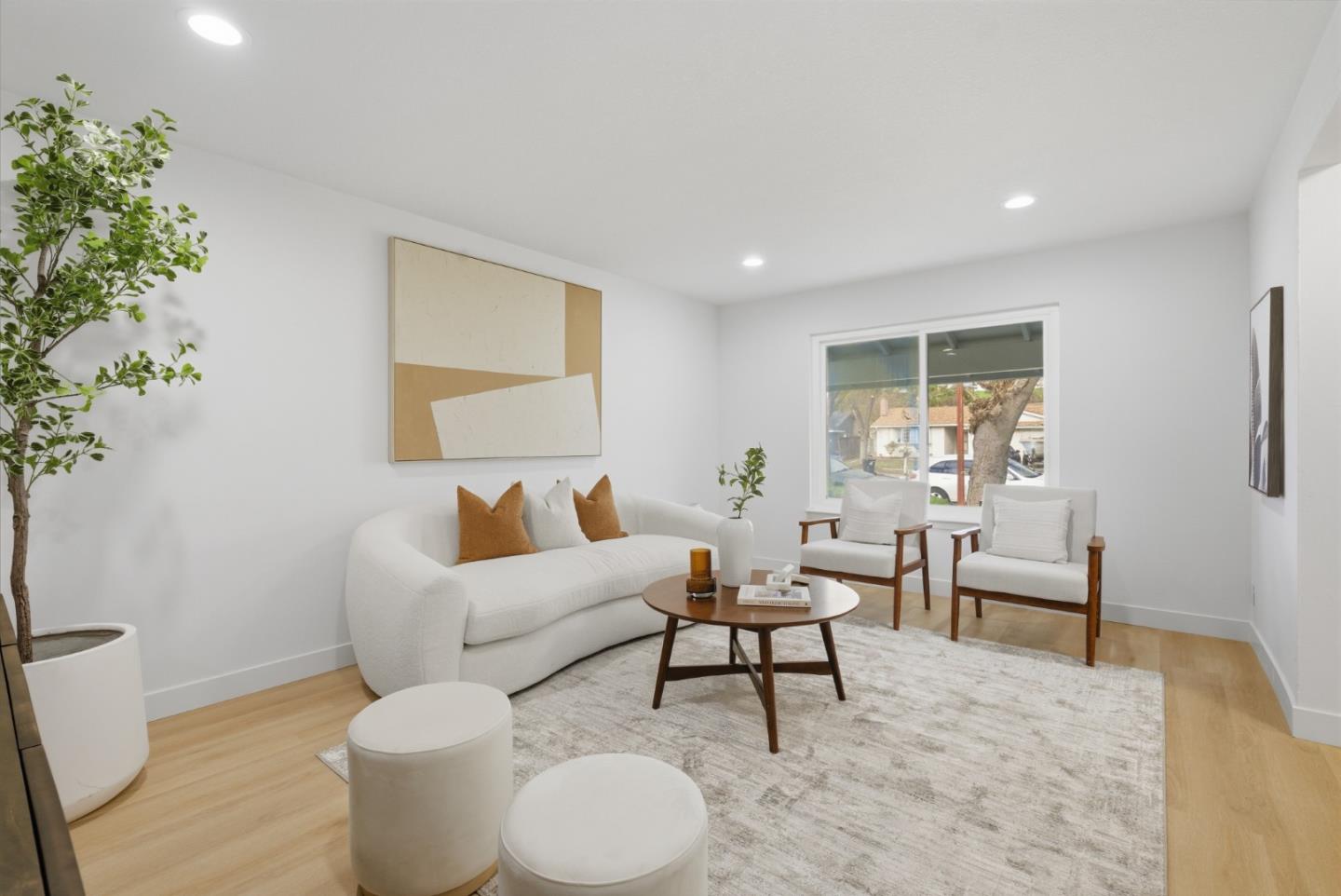 Detail Gallery Image 6 of 45 For 98 Springhaven Ct, San Jose,  CA 95111 - 3 Beds | 2 Baths