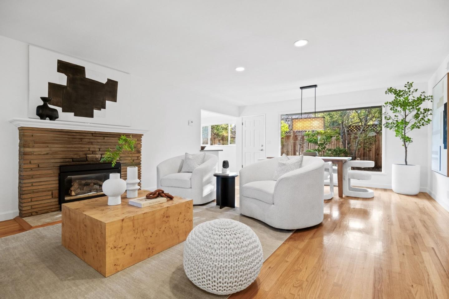 Detail Gallery Image 3 of 40 For 225 Lauella Ct, Mountain View,  CA 94041 - 3 Beds | 2 Baths