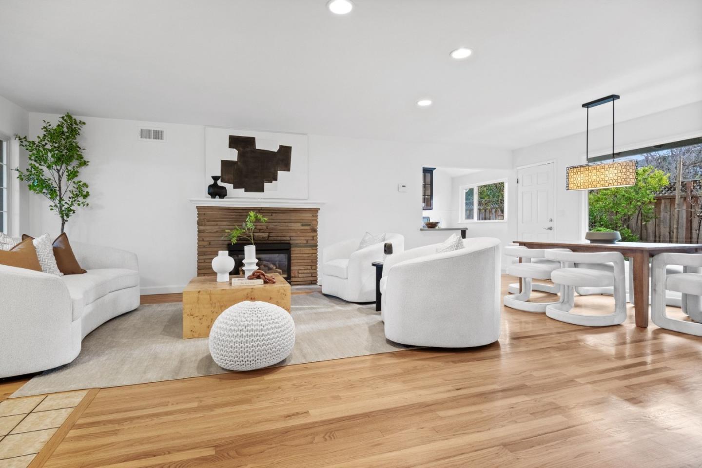 Detail Gallery Image 4 of 40 For 225 Lauella Ct, Mountain View,  CA 94041 - 3 Beds | 2 Baths