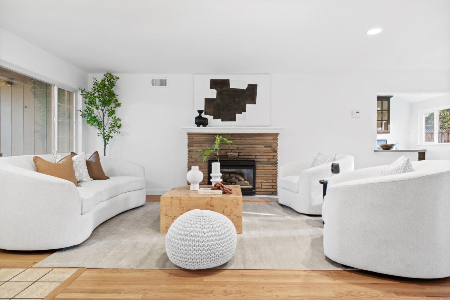 Detail Gallery Image 5 of 40 For 225 Lauella Ct, Mountain View,  CA 94041 - 3 Beds | 2 Baths