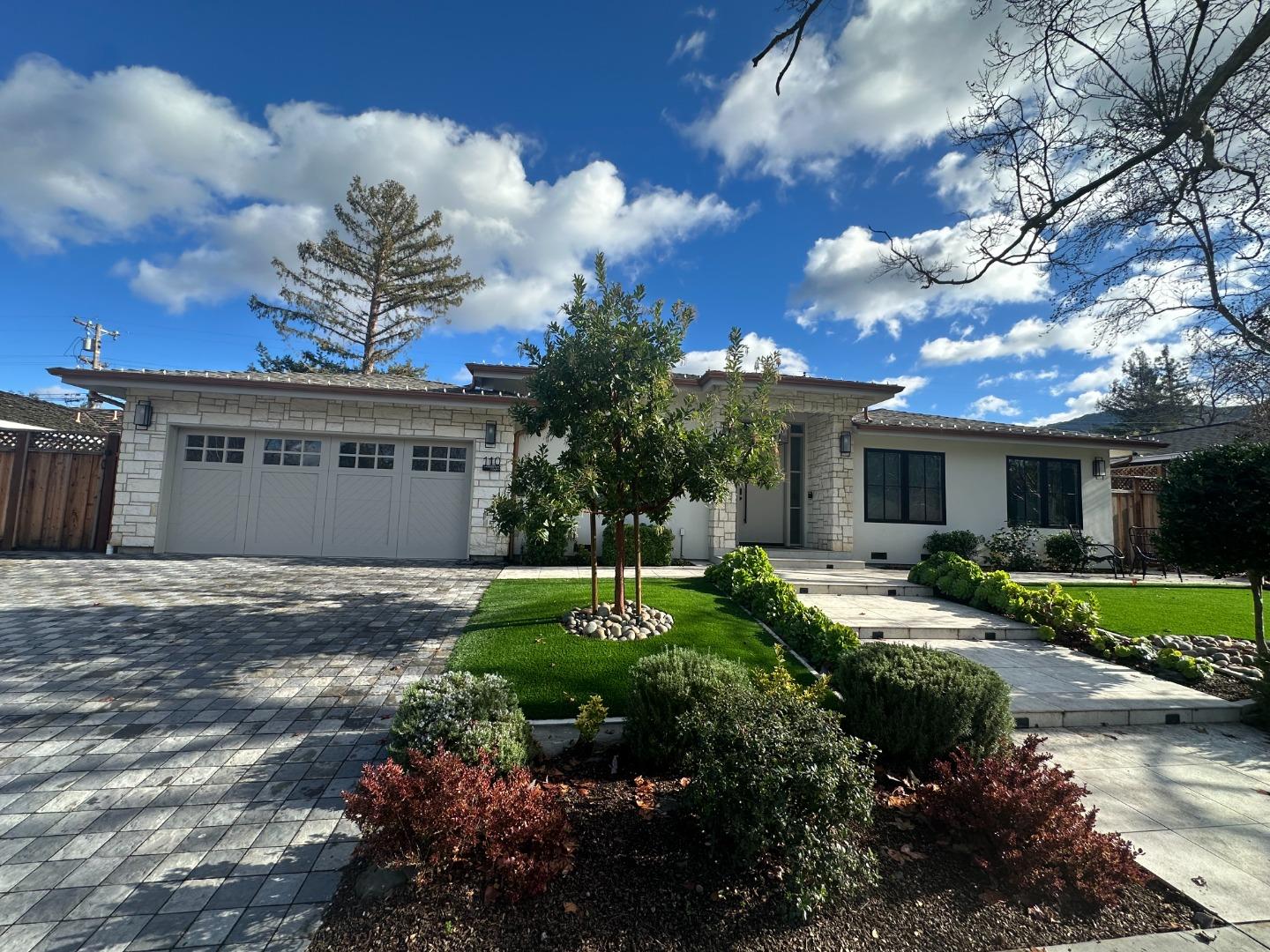 Detail Gallery Image 2 of 5 For 110 Lansberry Ct, Los Gatos,  CA 95032 - 4 Beds | 3/1 Baths