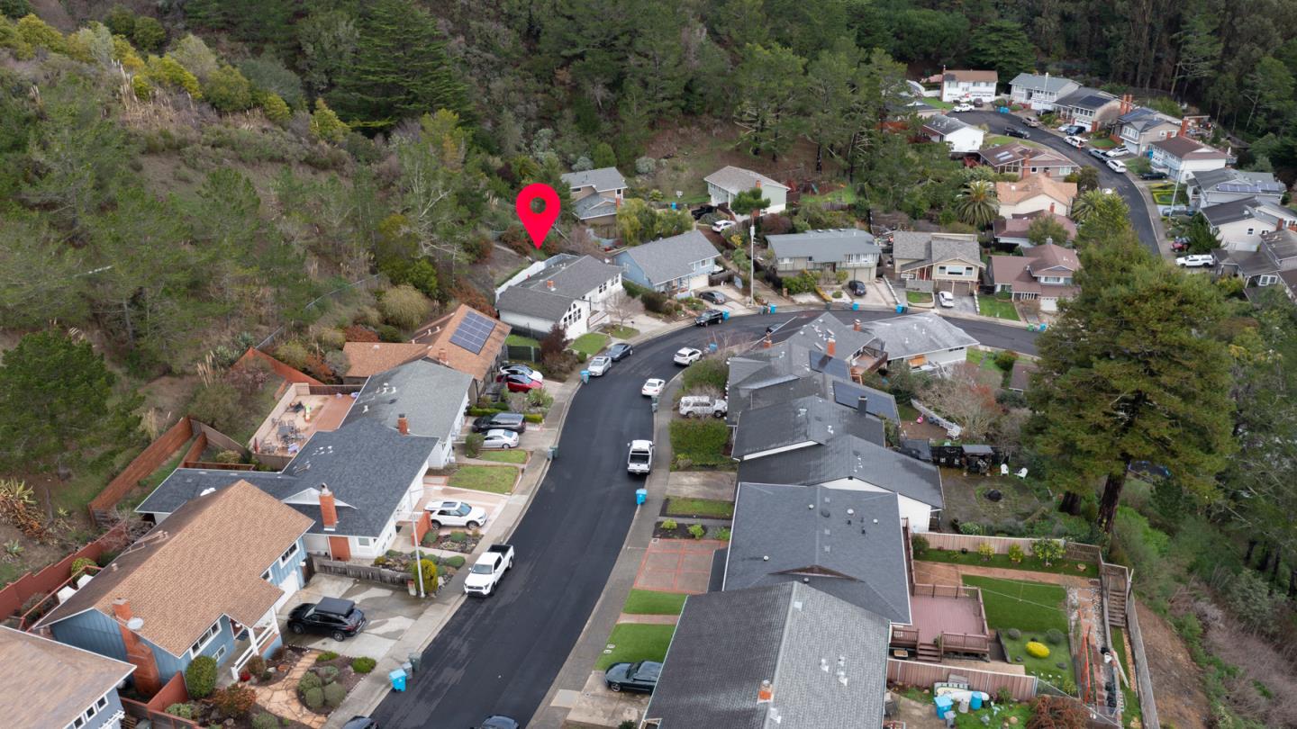 Detail Gallery Image 54 of 55 For 1050 Yosemite Dr, Pacifica,  CA 94044 - 4 Beds | 3 Baths