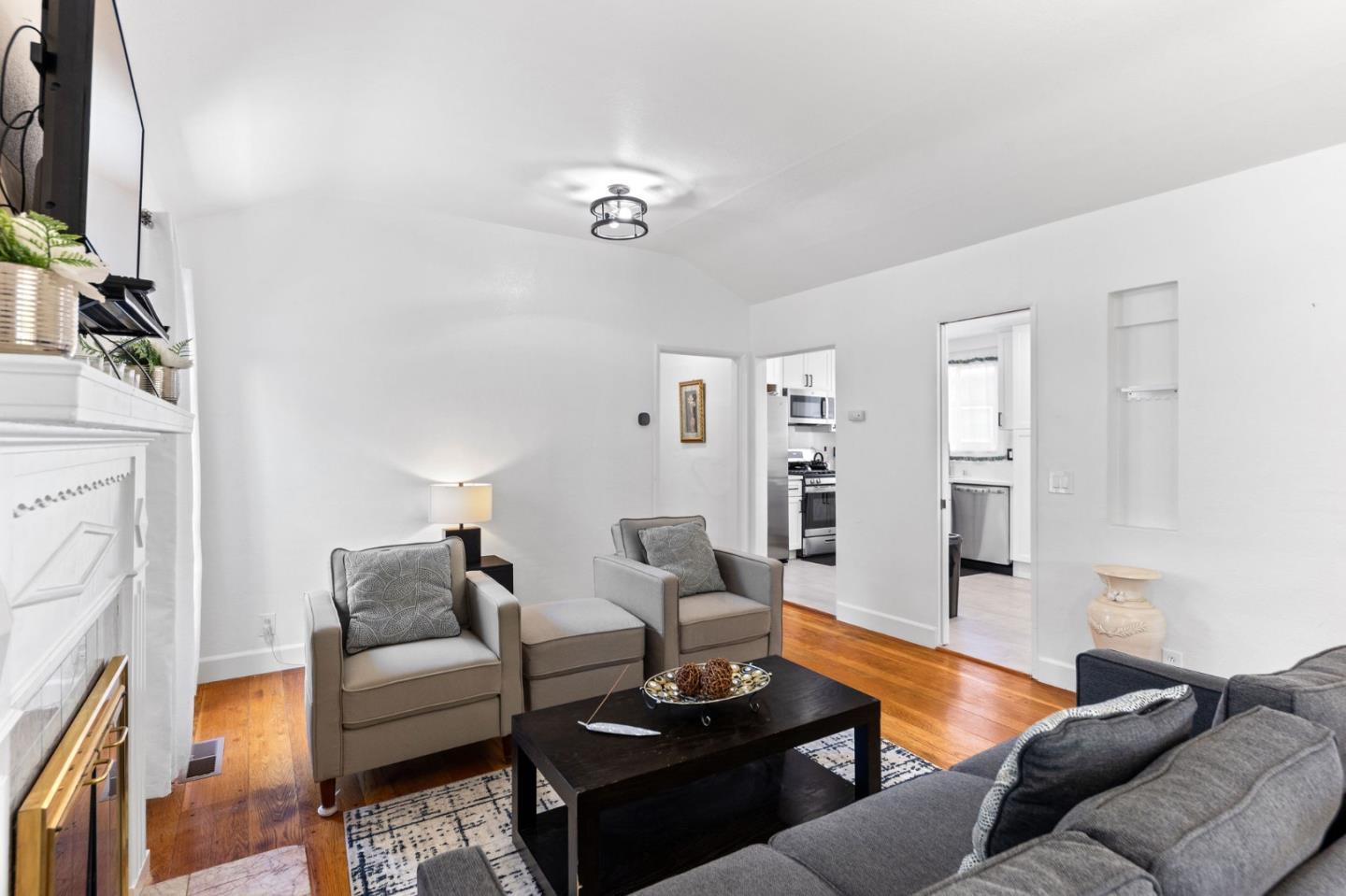 Detail Gallery Image 13 of 36 For 348 Maud Ave, San Leandro,  CA 94577 - 2 Beds | 2 Baths