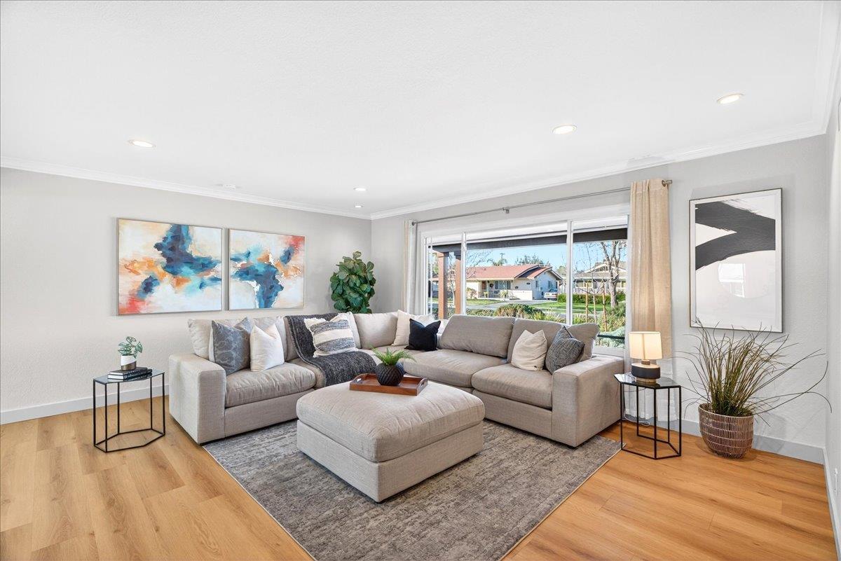 Detail Gallery Image 7 of 48 For 1342 Carrie Lee Way, San Jose,  CA 95118 - 3 Beds | 2/1 Baths