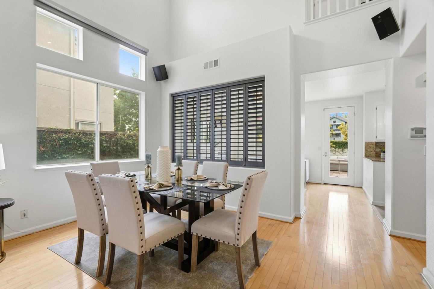 Detail Gallery Image 17 of 52 For 448 River Rock Ct, San Jose,  CA 95136 - 3 Beds | 2/1 Baths