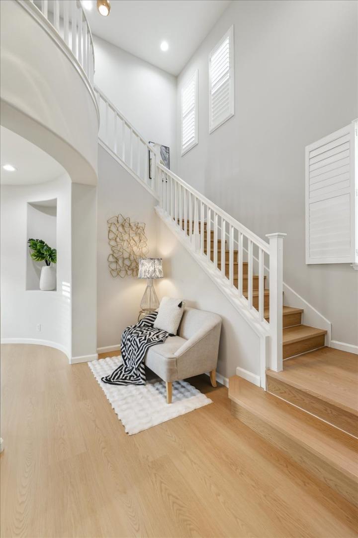 Detail Gallery Image 3 of 60 For 3301 Villa Contessa Ct, San Jose,  CA 95135 - 3 Beds | 3 Baths