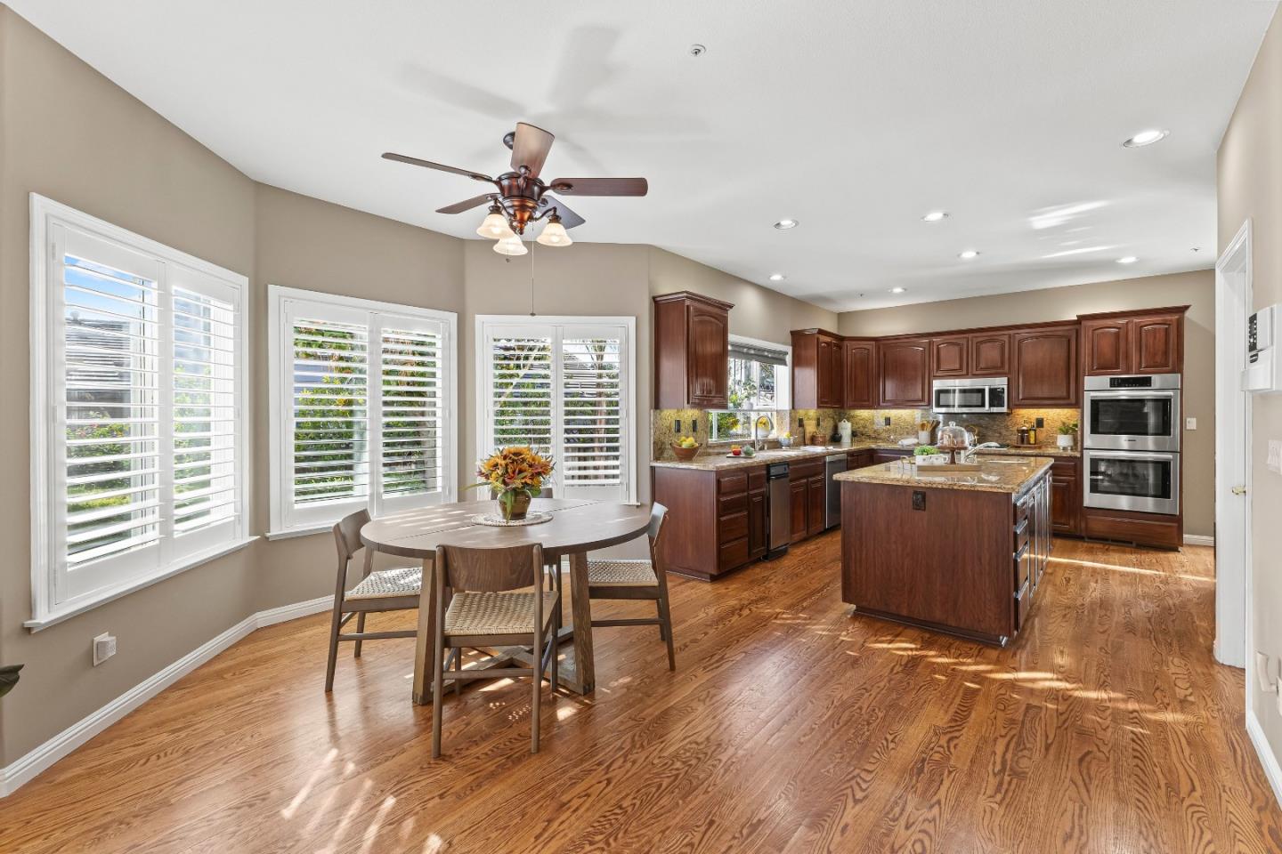 Detail Gallery Image 23 of 110 For 17426 Belletto Dr, Morgan Hill,  CA 95037 - 4 Beds | 4 Baths