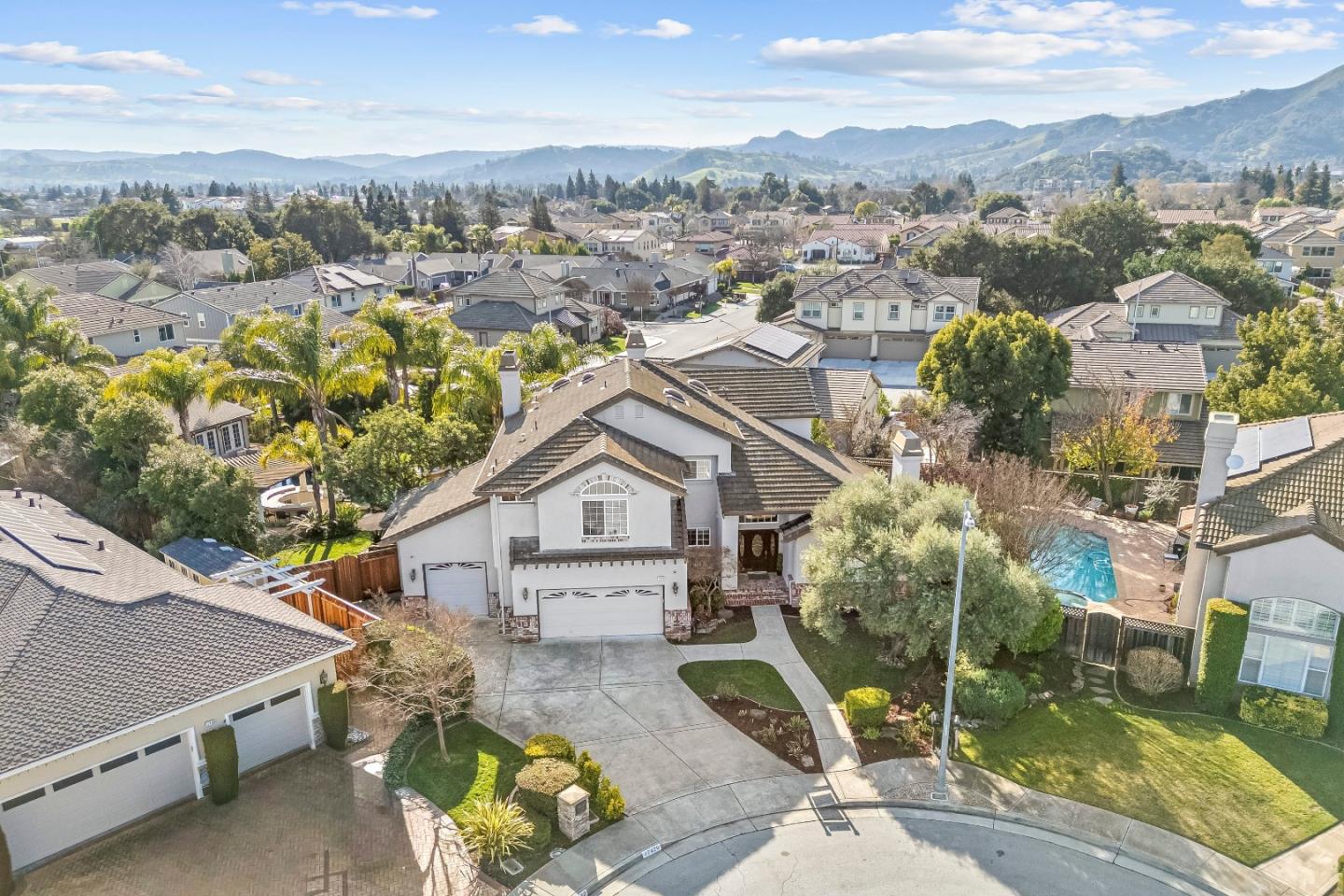 Detail Gallery Image 80 of 110 For 17426 Belletto Dr, Morgan Hill,  CA 95037 - 4 Beds | 4 Baths