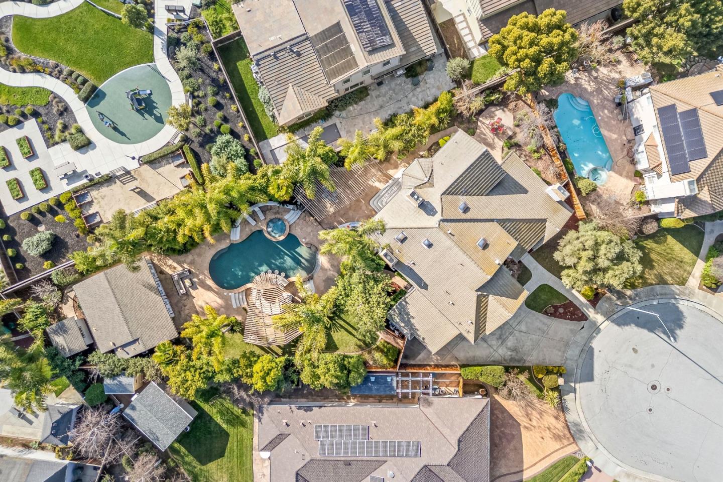 Detail Gallery Image 84 of 110 For 17426 Belletto Dr, Morgan Hill,  CA 95037 - 4 Beds | 4 Baths