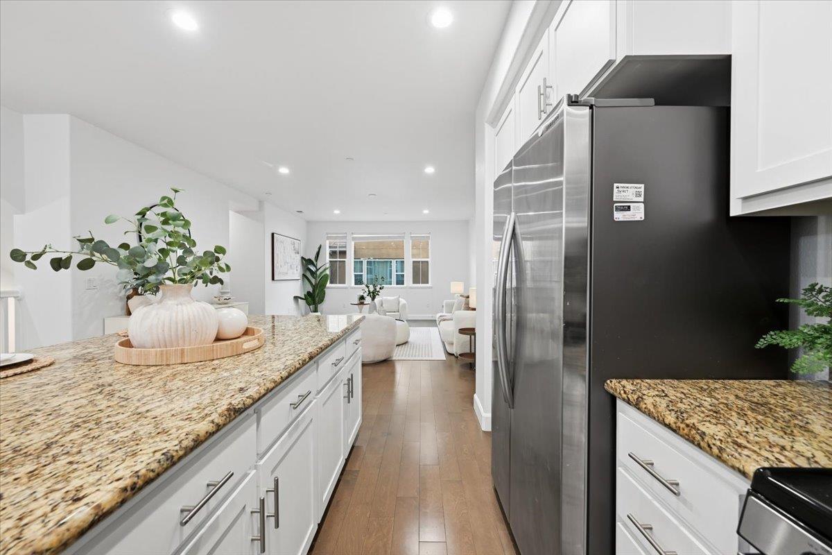 Detail Gallery Image 16 of 71 For 38940 Spicebush Pl, Newark,  CA 94560 - 3 Beds | 3/1 Baths