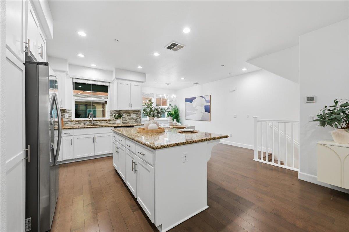 Detail Gallery Image 19 of 71 For 38940 Spicebush Pl, Newark,  CA 94560 - 3 Beds | 3/1 Baths