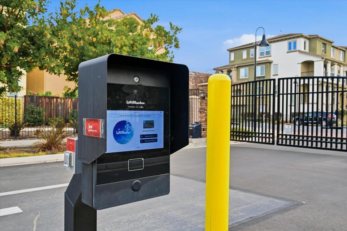 Detail Gallery Image 61 of 71 For 38940 Spicebush Pl, Newark,  CA 94560 - 3 Beds | 3/1 Baths