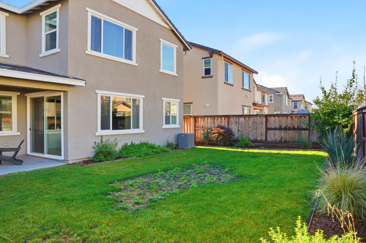 Detail Gallery Image 20 of 21 For 2733 Penrose Ln, Lathrop,  CA 95330 - 5 Beds | 3 Baths