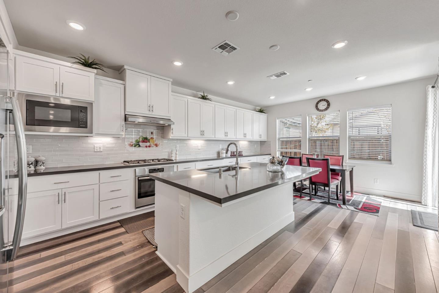 Detail Gallery Image 11 of 64 For 232 via Encanto, San Ramon,  CA 94583 - 4 Beds | 3 Baths