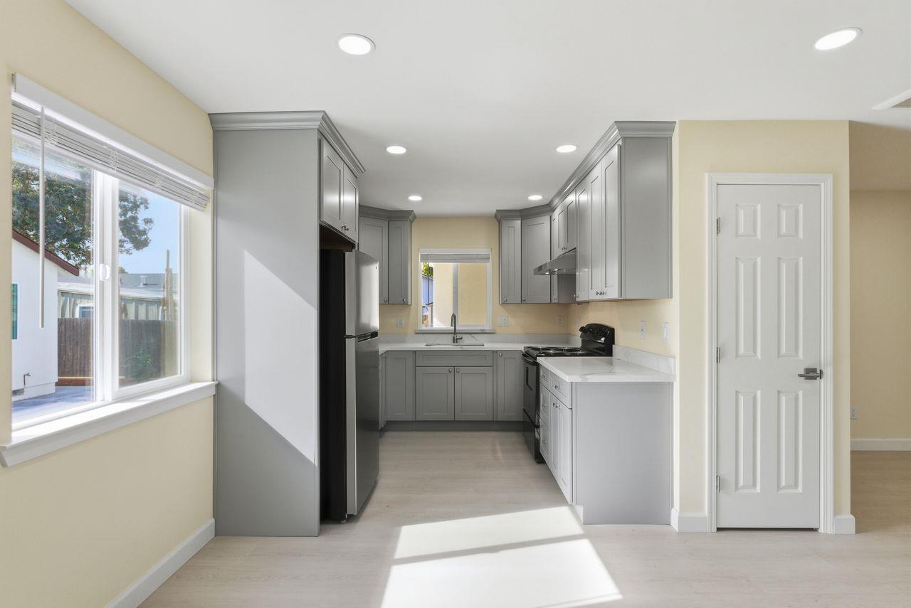 Detail Gallery Image 24 of 50 For 264 N 34th, San Jose,  CA 95116 - 8 Beds | 4 Baths