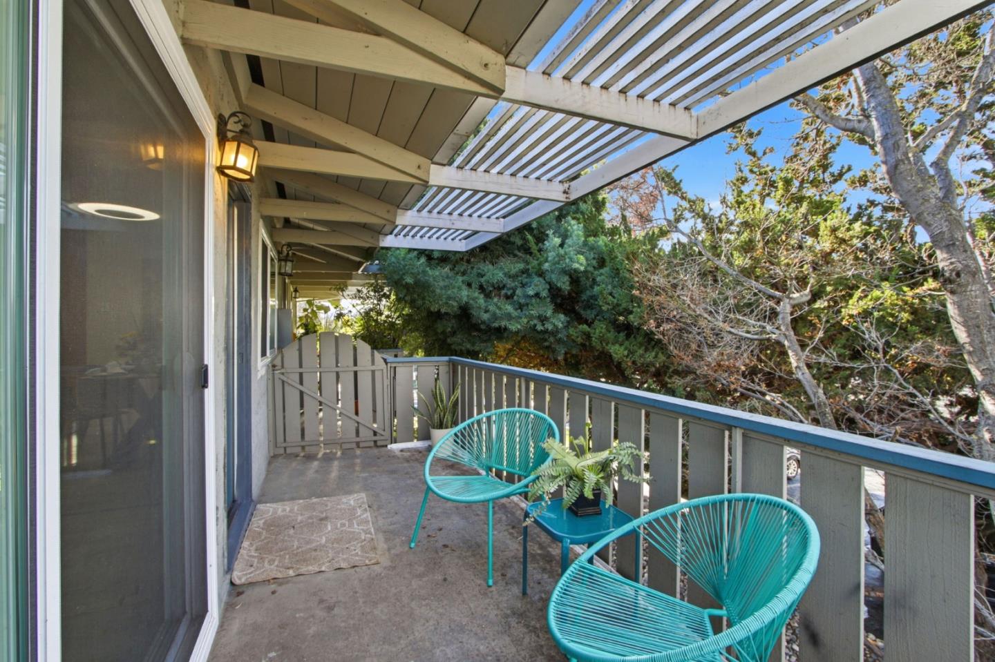 Detail Gallery Image 3 of 36 For 597 Valley Forge Way #4,  Campbell,  CA 95008 - 2 Beds | 1 Baths