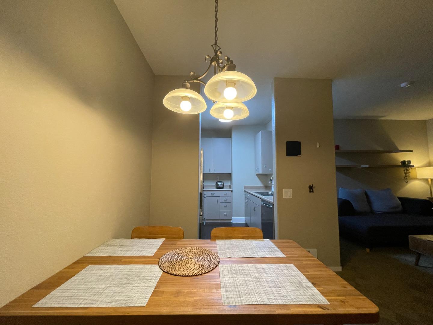 Detail Gallery Image 5 of 32 For 35530 Monterra Ter #303,  Union City,  CA 94587 - 1 Beds | 1 Baths