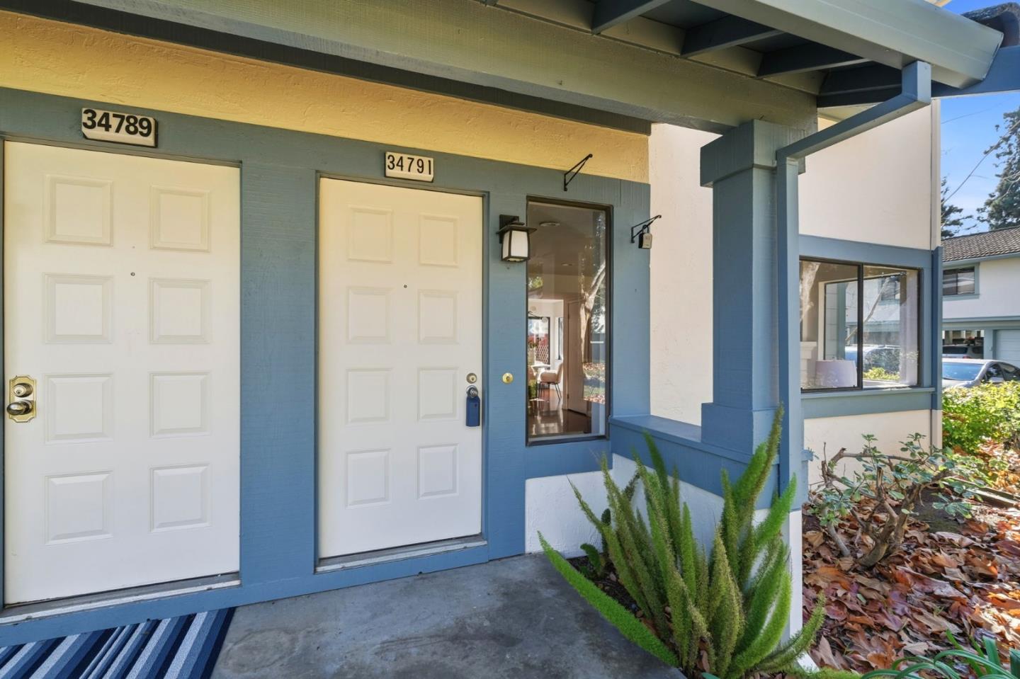 Detail Gallery Image 2 of 25 For 34791 Dorado Cmn, Fremont,  CA 94555 - 2 Beds | 2/1 Baths