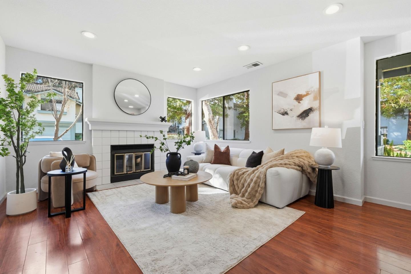 Detail Gallery Image 3 of 25 For 34791 Dorado Cmn, Fremont,  CA 94555 - 2 Beds | 2/1 Baths