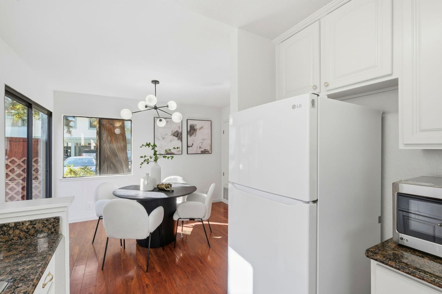 Detail Gallery Image 9 of 25 For 34791 Dorado Cmn, Fremont,  CA 94555 - 2 Beds | 2/1 Baths