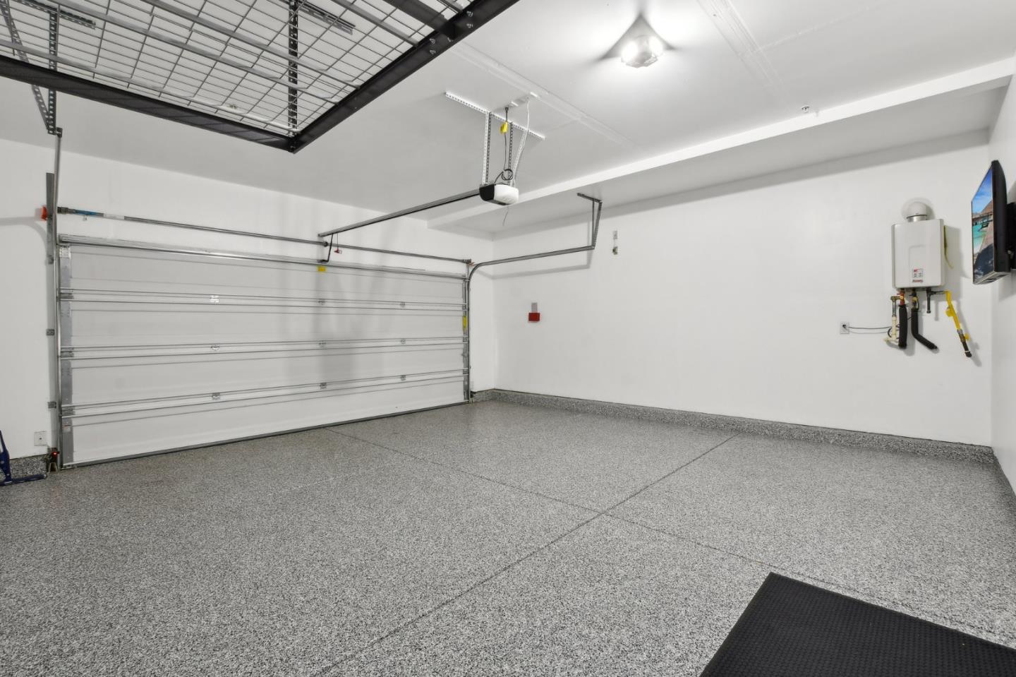 Detail Gallery Image 20 of 24 For 2543 Judith Resnik Ave, Sacramento,  CA 95834 - 2 Beds | 2/1 Baths