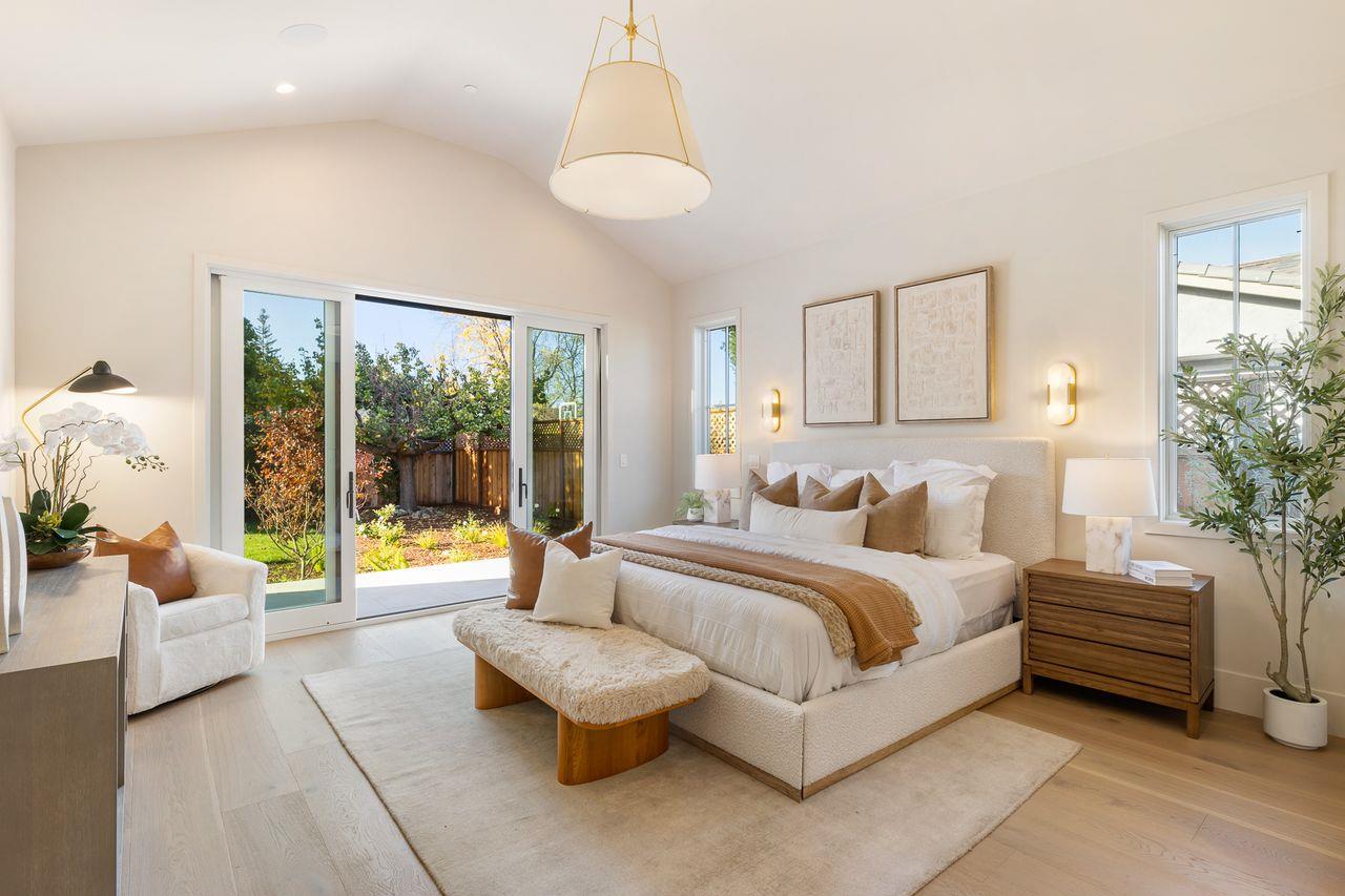 Detail Gallery Image 16 of 25 For 506 Panchita Way, Los Altos,  CA 94022 - 6 Beds | 5/1 Baths