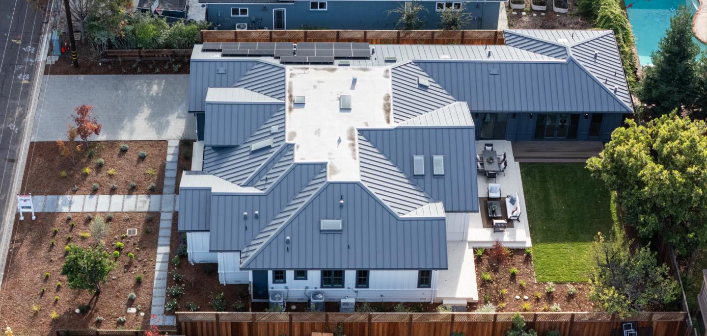 Detail Gallery Image 3 of 25 For 506 Panchita Way, Los Altos,  CA 94022 - 6 Beds | 5/1 Baths