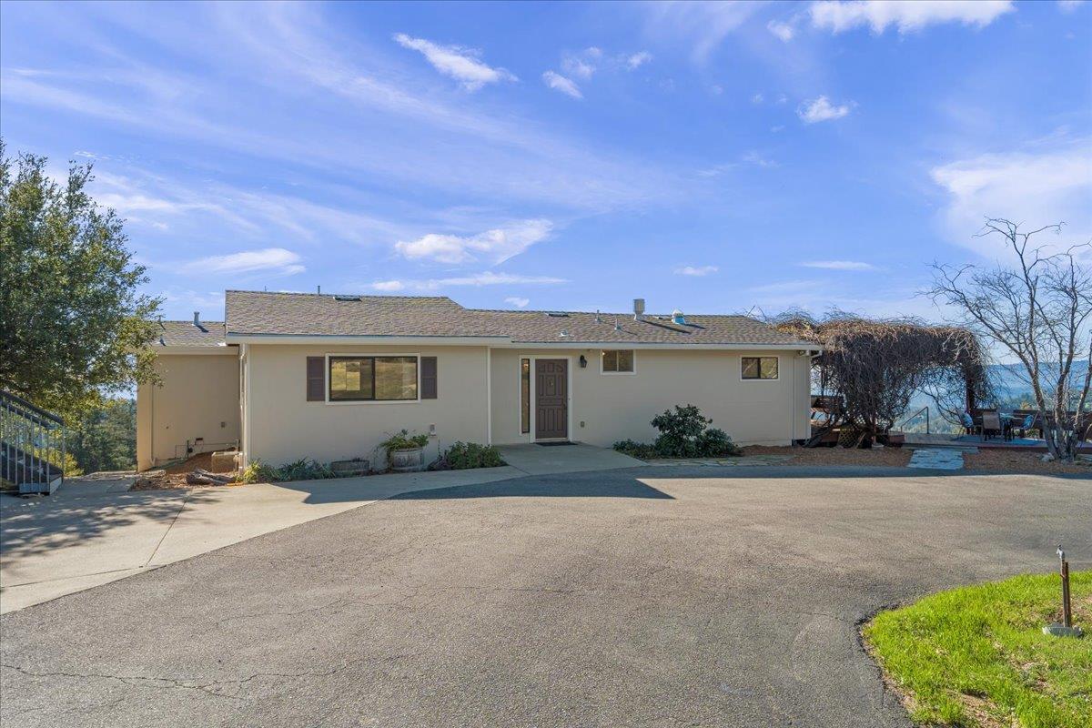 Detail Gallery Image 11 of 45 For 27200 Loma Prieta Way, Los Gatos,  CA 95033 - 4 Beds | 3 Baths