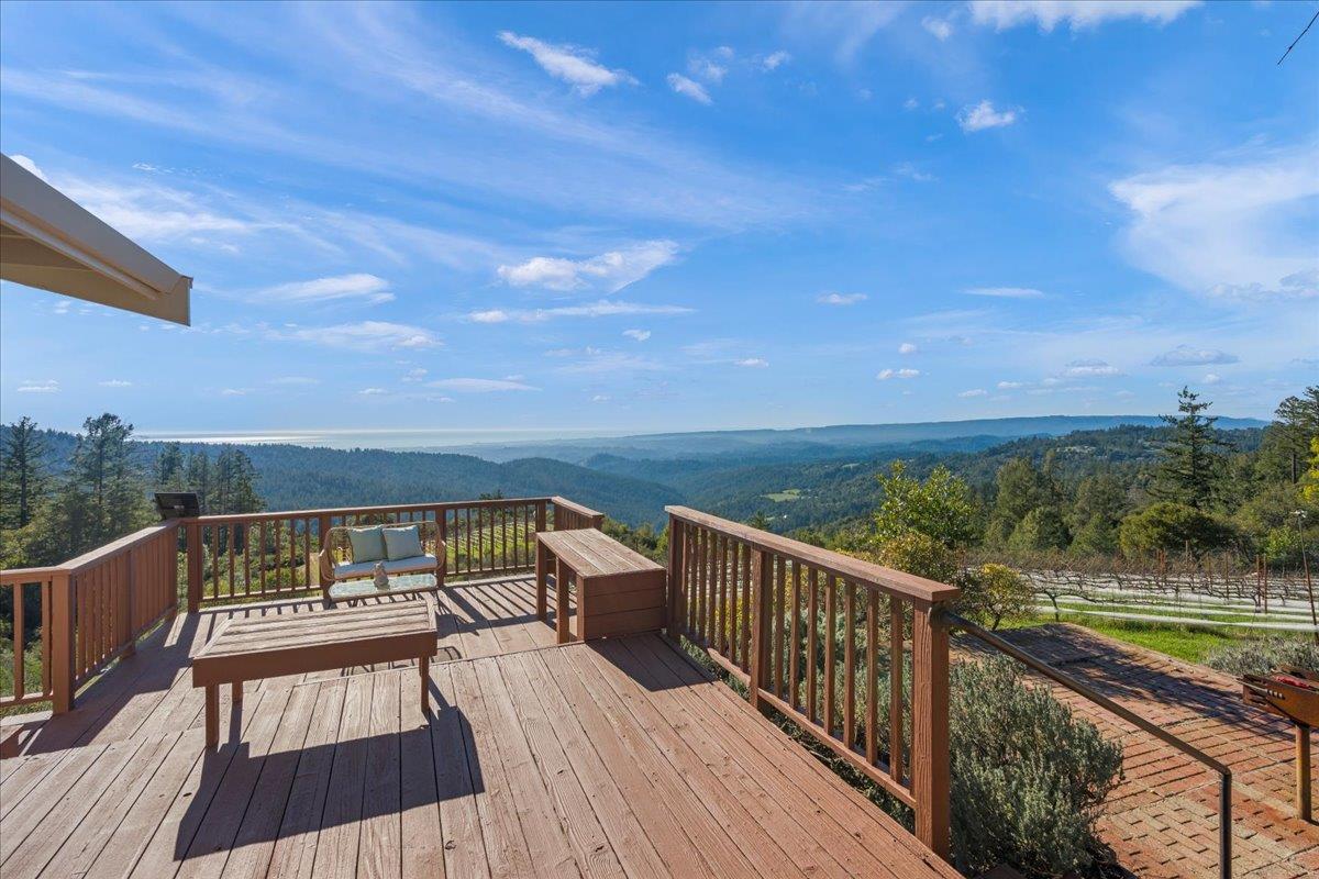 Detail Gallery Image 13 of 45 For 27200 Loma Prieta Way, Los Gatos,  CA 95033 - 4 Beds | 3 Baths