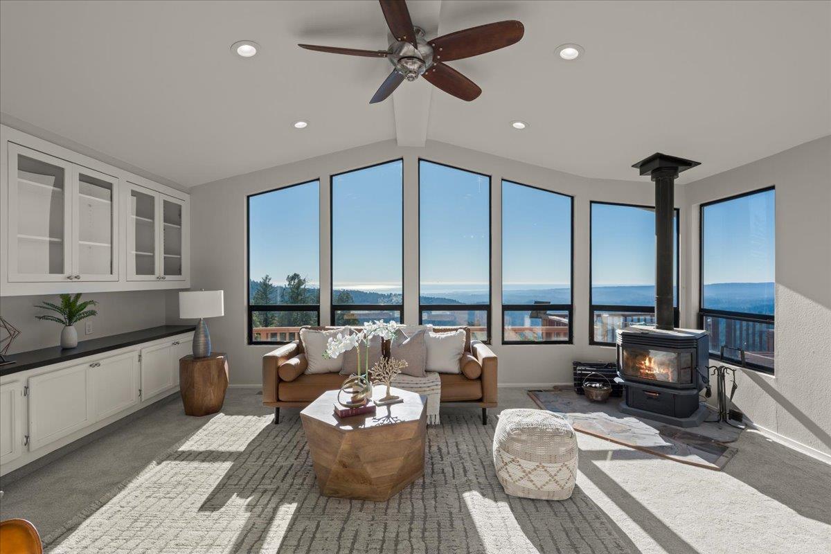 Detail Gallery Image 16 of 45 For 27200 Loma Prieta Way, Los Gatos,  CA 95033 - 4 Beds | 3 Baths