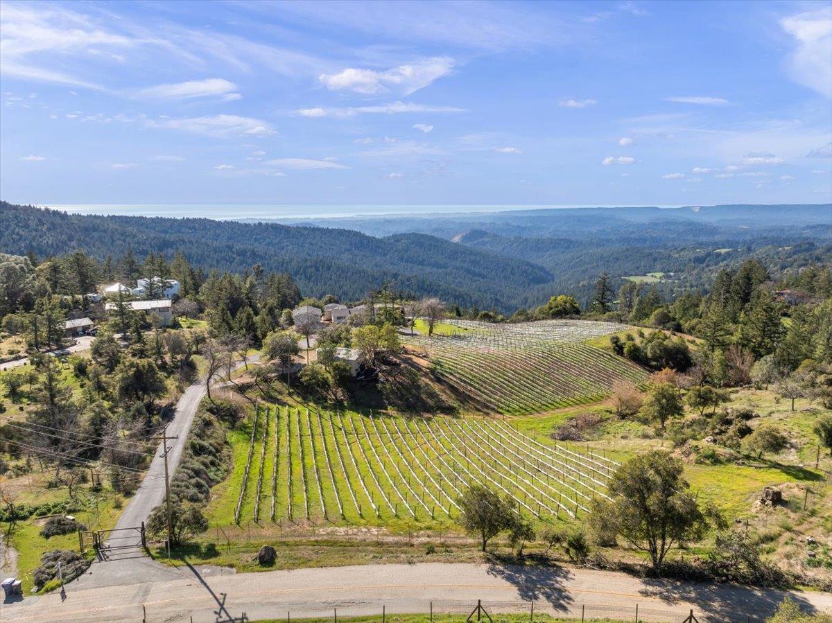 Detail Gallery Image 3 of 45 For 27200 Loma Prieta Way, Los Gatos,  CA 95033 - 4 Beds | 3 Baths