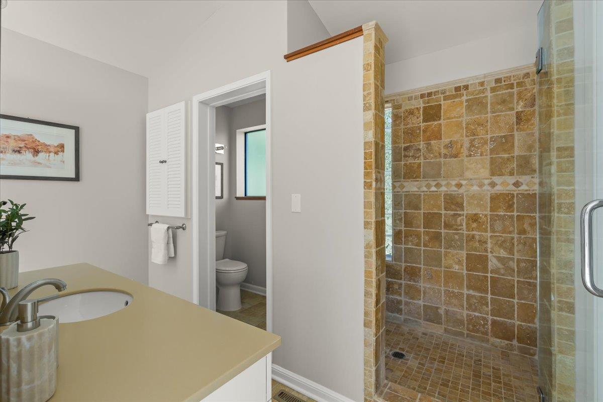 Detail Gallery Image 32 of 45 For 27200 Loma Prieta Way, Los Gatos,  CA 95033 - 4 Beds | 3 Baths