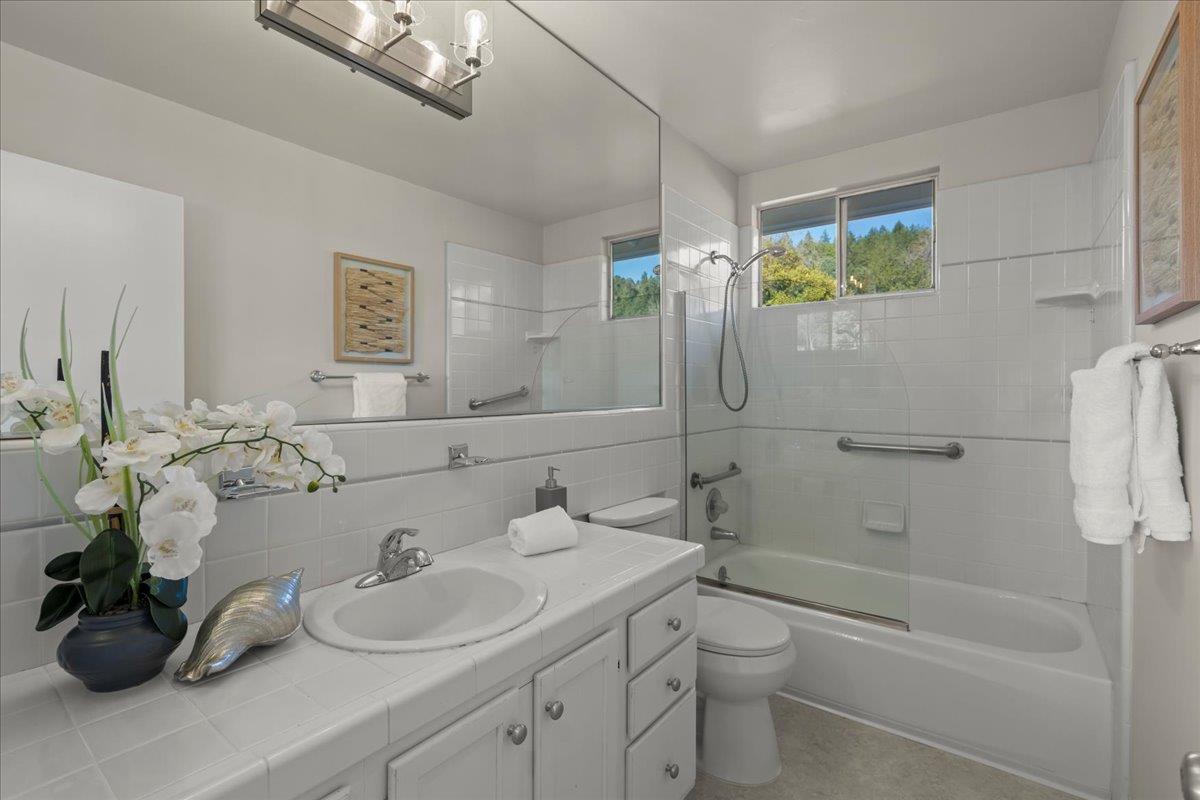 Detail Gallery Image 37 of 45 For 27200 Loma Prieta Way, Los Gatos,  CA 95033 - 4 Beds | 3 Baths