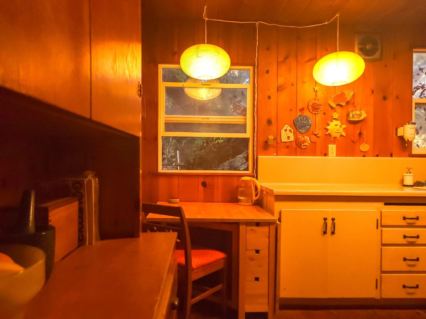 Detail Gallery Image 14 of 30 For 785 Cathedral, Aptos,  CA 95003 - 3 Beds | 1/1 Baths