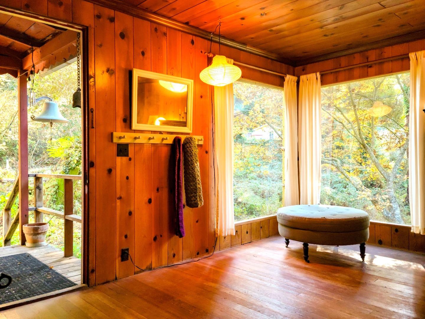 Detail Gallery Image 8 of 30 For 785 Cathedral, Aptos,  CA 95003 - 3 Beds | 1/1 Baths