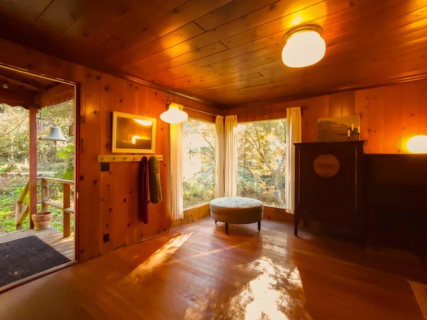 Detail Gallery Image 9 of 30 For 785 Cathedral, Aptos,  CA 95003 - 3 Beds | 1/1 Baths