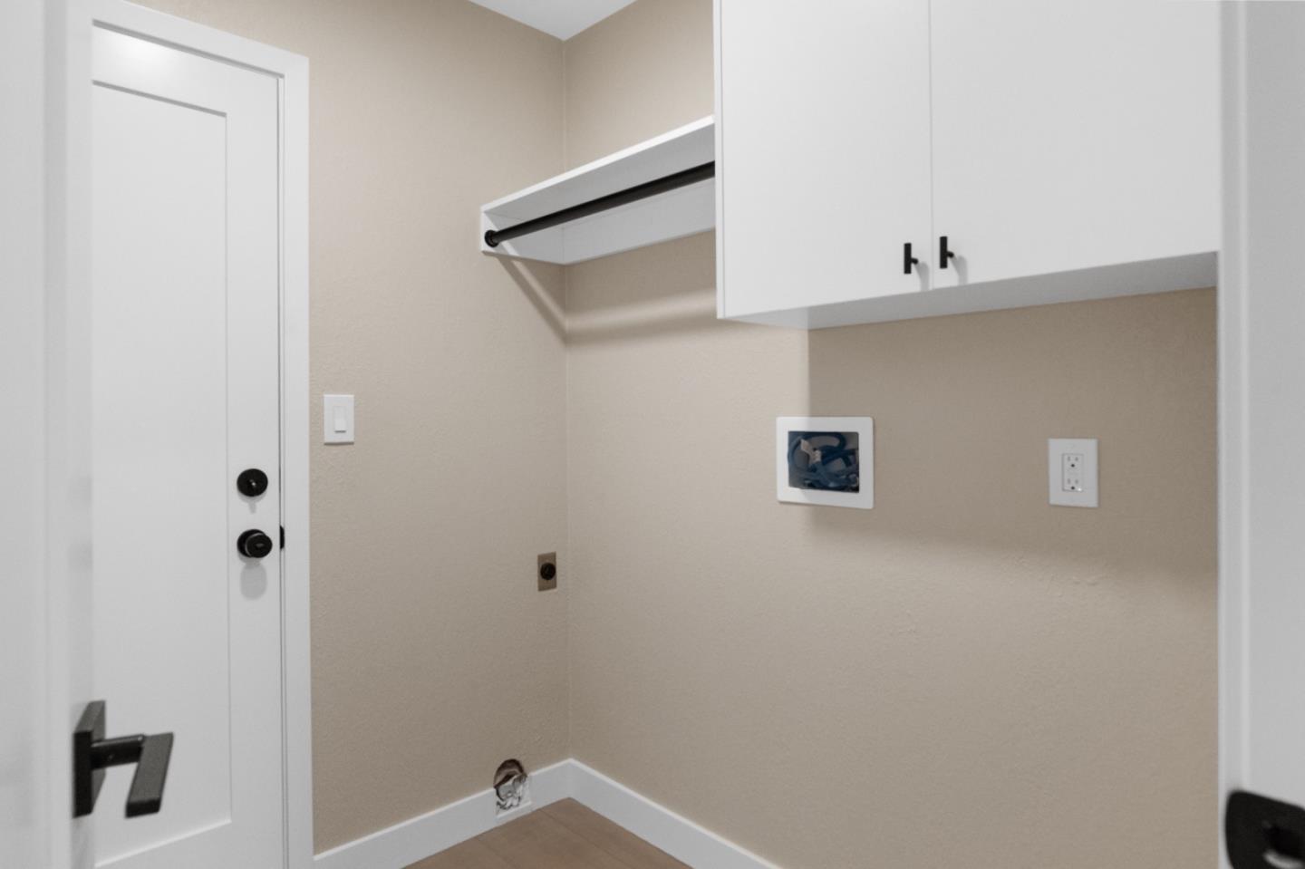 Detail Gallery Image 27 of 72 For 659 Meadow Creek Dr, San Jose,  CA 95136 - 4 Beds | 2 Baths