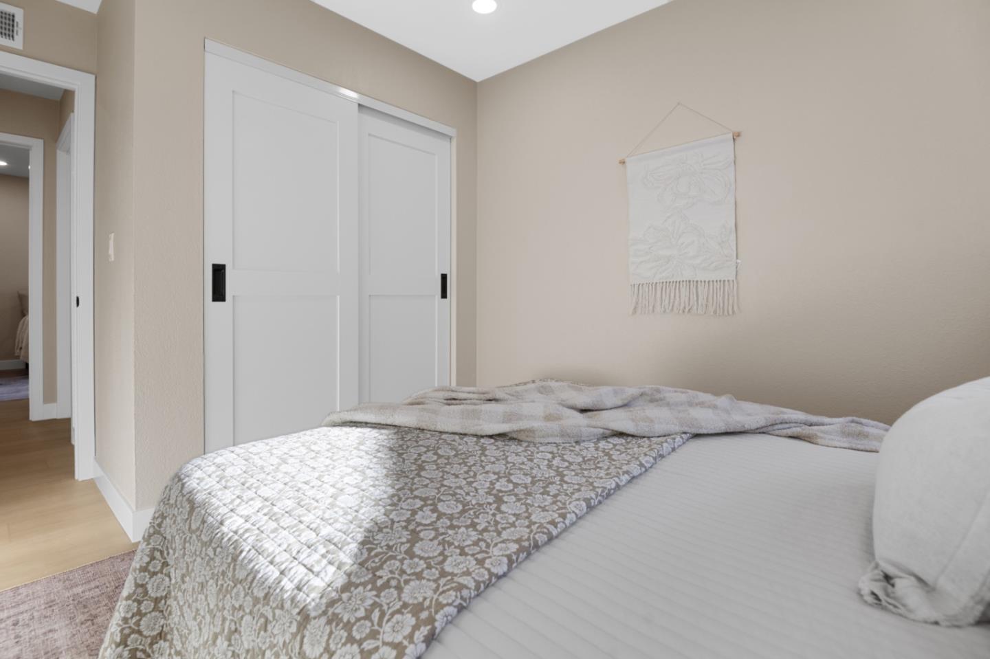 Detail Gallery Image 30 of 72 For 659 Meadow Creek Dr, San Jose,  CA 95136 - 4 Beds | 2 Baths